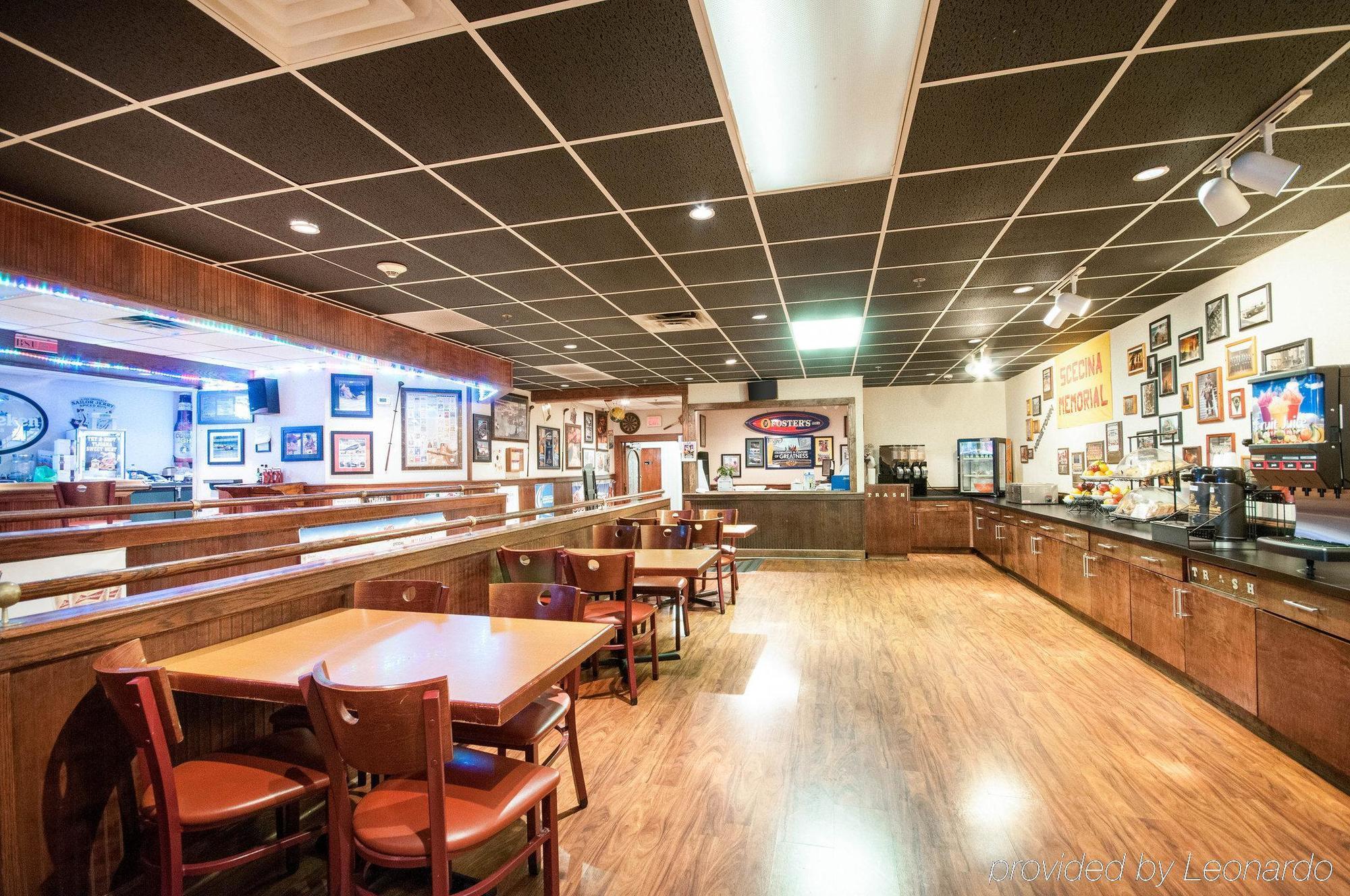 Rodeway Inn Indianapolis I-70 Екстер'єр фото